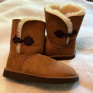 Ugg Bailey Mariko Genuine Shearling Chestnut Suede Boots